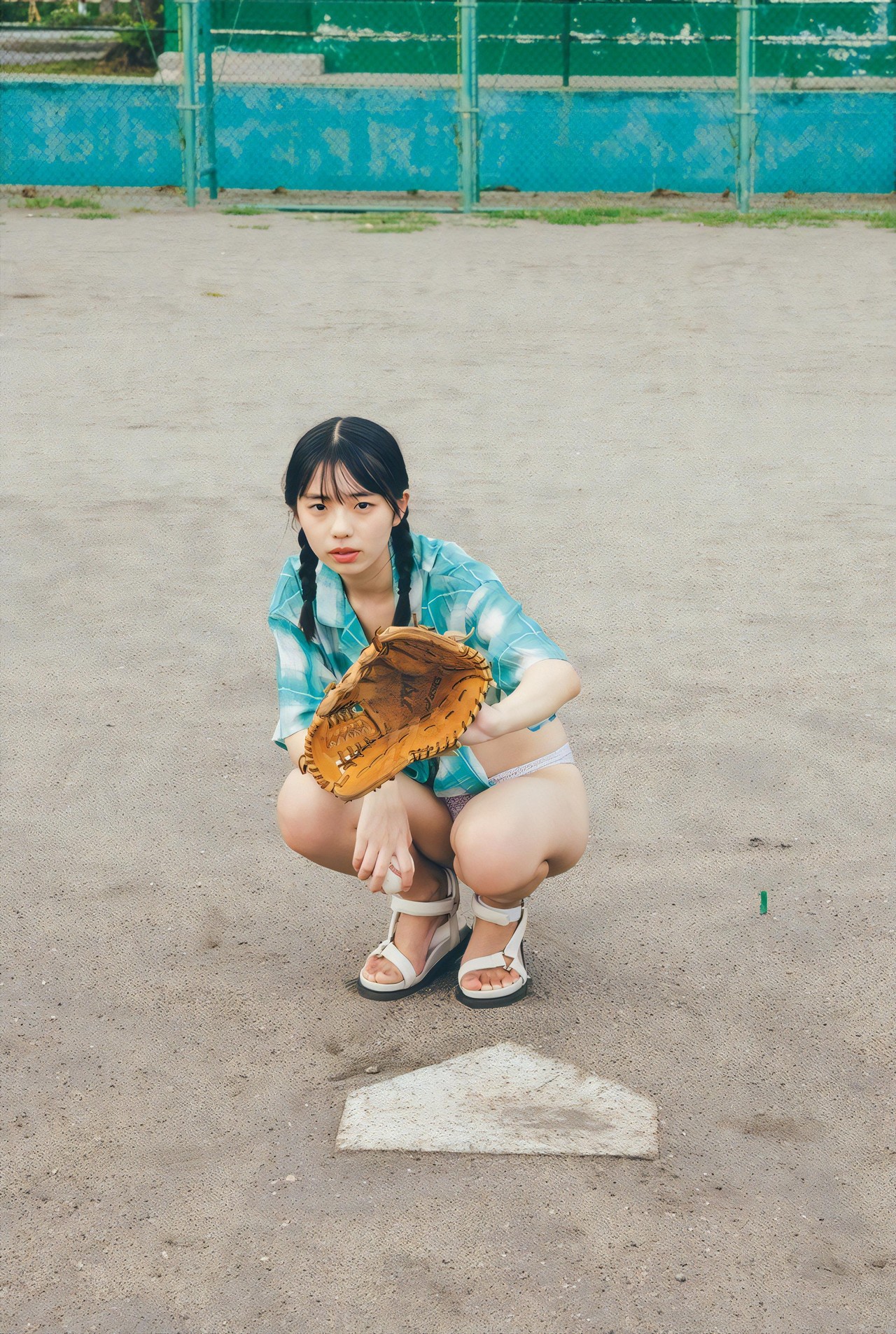 Hina Kikuchi 菊地姫奈, デジタル写真集 「moment」 Set.04