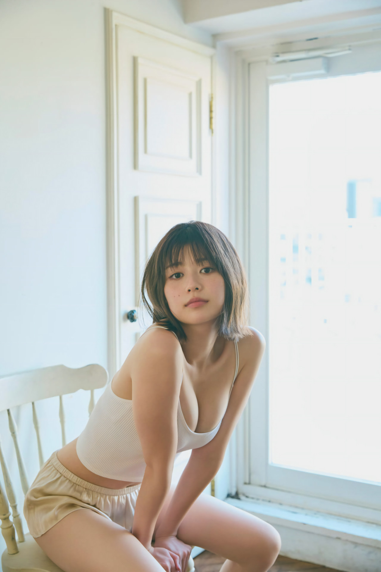 Yuzuha Saeki 冴木柚葉, ＦＲＩＤＡＹデジタル写真集 「マンスリーガール021」 Set.04