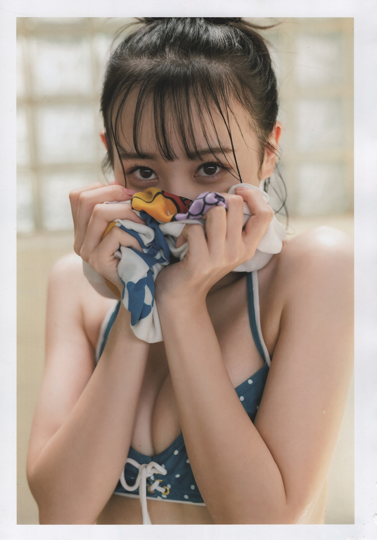 Yui Yokoyama 横山結衣, 1st写真集 [未熟な光] Set.01